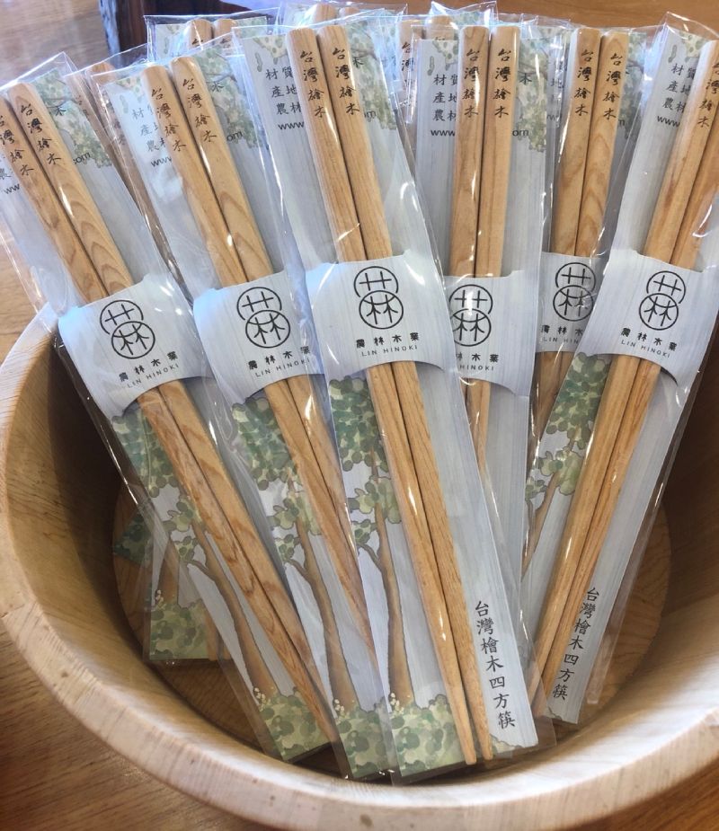 台灣檜木四方筷